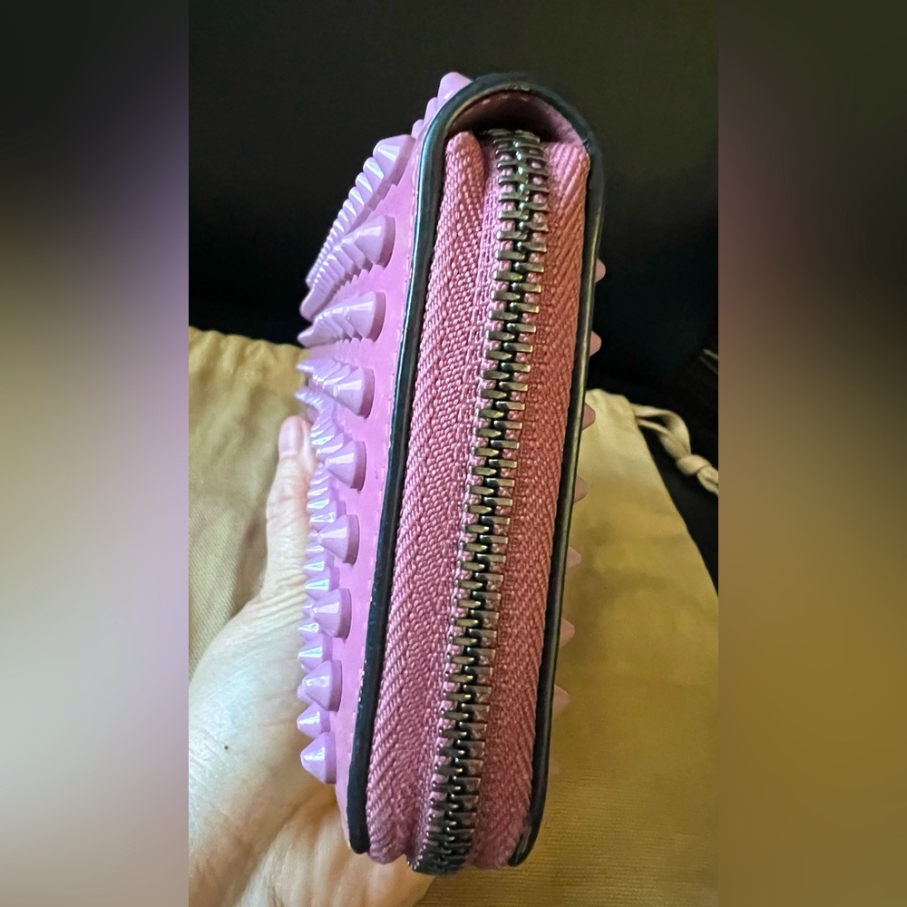 GUC Christian Louboutin Panneton Spike Long Zippy Wallet in Lilac color - Picture 6 of 12